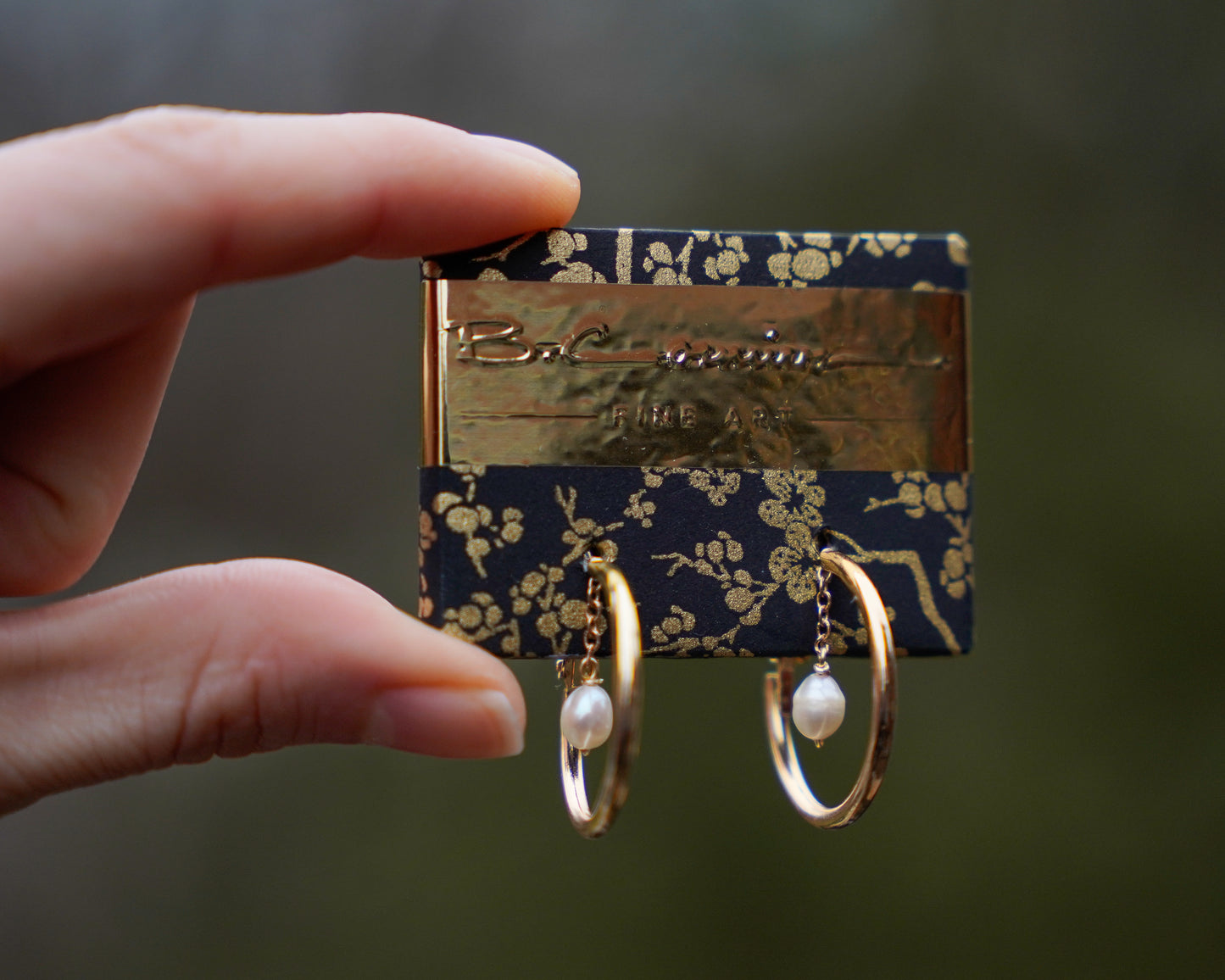 Della Hoop Earrings